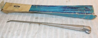 1969-1974 Ford E100 E200 E300 Econoline NOS WINDSHIELD WIPER PIVOT ARM - Image 1 of 4