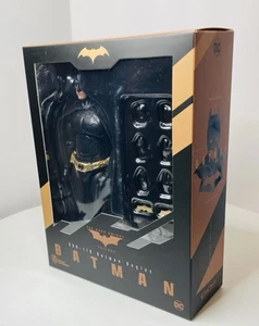Figura de acción dinámica de Batman Begins DAH-118 8 acciones Beast Kingdom nueva - Imagen 1 de 6