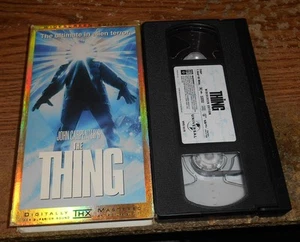 JOHN CARPENTER'S THE THING 1982 VHS/KURT RUSSELL/HORROR CLASSIC/WIDESCREEN/MOLD! - Imagen 1 de 16