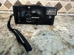 OLYMPUS XA3 A11 Point & Shoot 35mm Film Camera Electronic Flash A11 Untested - Picture 1 of 14
