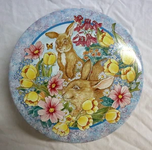 Sarris Easter Bunnies Candy Nut Tin Floral Spring Vintage Small 6.5" x 1.75" - Picture 1 of 11