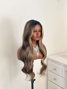 Pelucas de encaje frontal parte en T cabello sintético para mujeres y hombres unidad diaria 16B - Imagen 1 de 8
