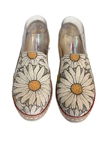 Goby Canvas Slip-On Shoes Womens US 7.5/EU 38 Cream Sunflower Daisy Flower Print - Picture 1 of 9