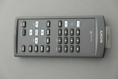 Sony Remote Control RM-X305 - Image 1 of 3