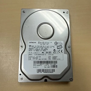 HITACHI IC35L060AVV207-0 61 GB 7200 RPM ATA/IDE 3,5" disco rigido interno - Foto 1 di 6