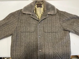 VTG Pendleton Car Coat -Silver/ Grey Faux Fur Collar- Herringbone Grey-button Up - Picture 1 of 5
