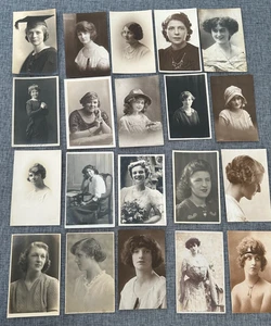 GLAMOUR FASHION GENERAL WOMEN LADYS VINTAGE POSTCARD SET X 20 POSTCARDS - Picture 1 of 2