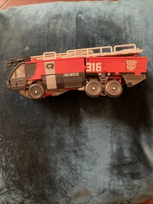 Hasbro Transformers Dark of the Moon - Leader Class: Sentinel Prime Action... - Image 1 of 4