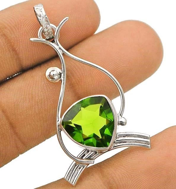 Natural Peridot 925 Solid Sterling Silver Pendant Jewelry  - Image 1 of 1