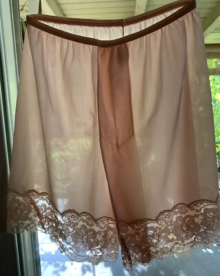 De colección Rosa Encaje Nylon Transparente Pettipant Bloomers Split S EE. UU. Hecho en Unión Foto 1 de 4