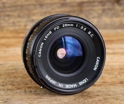 Canon FD 28mm f3.5 S.C. de colección Lente hecha en Japón con tapas delanteras y traseras Foto 1 de 4