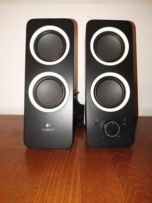 Casse per PC Logitech Z200 nere usate pochissimo in buone condizioni - Immagine 1 di 3