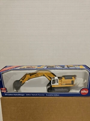 SIKU 1874 1:87 HO LIEBHERR HYDRAULIC EXCAVATOR - Image 1 of 4