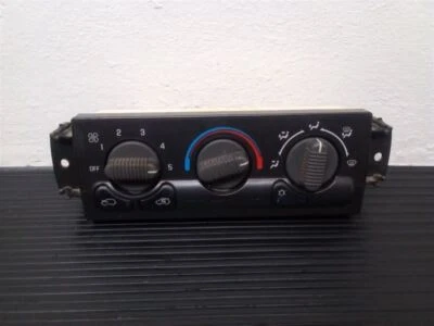 GMC Sierra 1999-2002 control de temperatura manual sin CA sin descongelación OEM 15054697 Foto 1 de 4