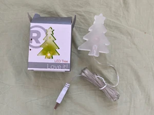 Árbol de Navidad LED alimentado por USB - Radio Shack - Cambia de color - Imagen 1 de 9
