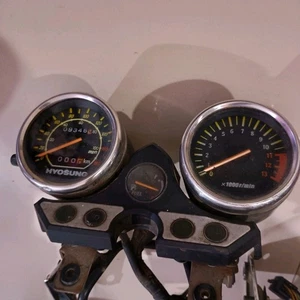 HYOSUNG GT250 COMET Meter Assembly And Meter Stay 34100H98600 - Picture 1 of 8