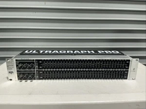 Ecualizador gráfico de 31 bandas Behringer ULTRAGRAPH PRO FBQ3102HD de 2 canales - Imagen 1 de 3