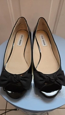 Cuña plana Steve Madden charol negro 6,5 M Foto 1 de 4