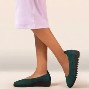 Aetrex Brianna Ballerinas – dunkles türkisfarbenes Wildleder – Slipper – neu ohne Karton – Größe 7,5 - Bild 1 von 7