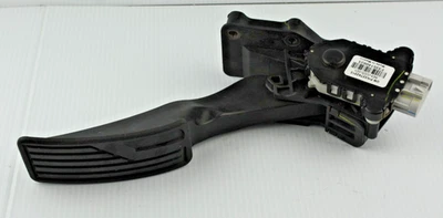 👨‍🦰 Chevrolet Impala (2009-2016) Accelerator Pedal Assembly OEM Part# 22742315 - Изображение 1 из 4