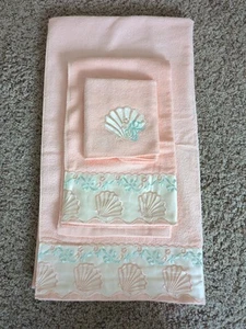 Vintage Bath Towel Set After Bath Luxury By J Aboucher & Sons Peach Seashell USA - Picture 1 of 15