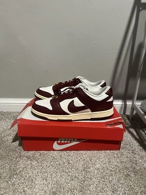 Talla 12 W - Nike Dunk SE Low Sisterhood - Sail Team Rojo 10.5 Hombres Premium Foto 1 de 4