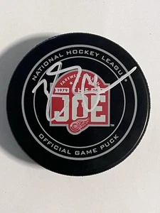 Brendan Shanahan Signed Auto Detroit Red Wings The Joe Hockey Puck Beckett COA - Picture 1 of 2