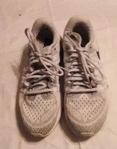 Nike Zoom Vomero gris y blanco para mujer talla 8 - Imagen 1 de 5
