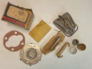 1933-1962 Dodge Plymouth Universal Joint Repair Kit 1450602 2798940 939700 Q111 - Picture 1 of 2