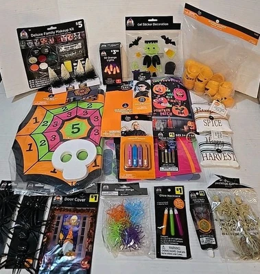 20 Pc Bulk Lot #24 Halloween Kid Games Makeup Party Favors Lights Decorations  - Image 1 of 4