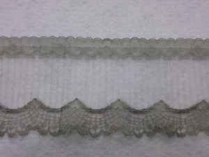 1 MT PIZZO E ORGANZA PLISETTATA PASSAMANERIA DECORAZIONE X ALLUNGARE COL. GRIGIO - Picture 1 of 1