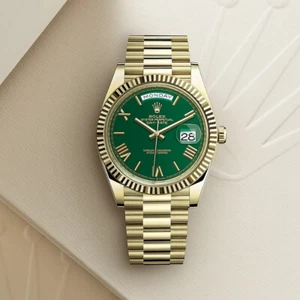 Rolex Day-Date 40mm President 18kt Yellow Gold Green Lacquer Roman 228238 - Picture 1 of 10