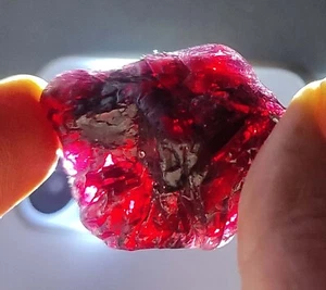 Certified 123.15 Ct Natural Red Painite Rough Unheated Mozambique Facet Gemstone - Picture 1 of 5