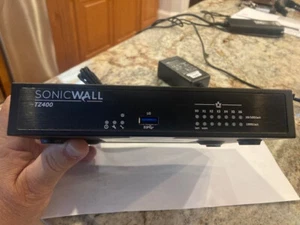 SonicWall TZ400 Network Security/Firewall Appliance - Picture 1 of 2