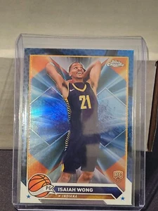2023-24 Topps Chrome - Blue Basketball Refractor #80 Isaiah Wong - Picture 1 of 2