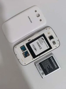 Samsung Galaxy S3 III GT-I9300 Android 16GB 1GB RAM, 3G 4.8" Unlocked Smartphone - Picture 1 of 16