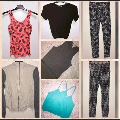 Women's Size Small Lot - Image 1 of 4