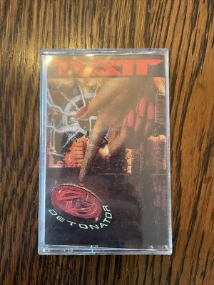 RATT - DETONATOR CASSETTE TAPE 1990 ATLANTIC RECORDS - Image 1 of 3