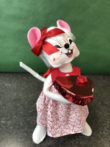 Muñeca ANNALEE 8" Candy Box Mouse #101118 NUEVO con Etiquetas Día de San Valentín Mouse 2018 - Imagen 1 de 8