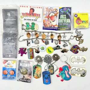 Lote de 25 prendedores coleccionables, One Direction, Rey León, Grateful Dead, Bakugan - Imagen 1 de 9