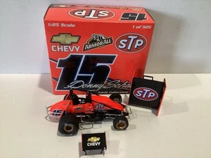 1/24 R&R Donny Schatz #15 Tony Stewart Racing STP 2009 Sprint Car - Bild 1 von 2