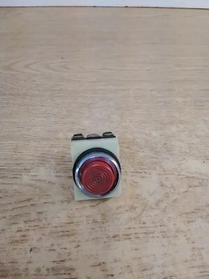 Fuji Red Push Button AC 250V 6A 600V 2A - Image 1 of 4