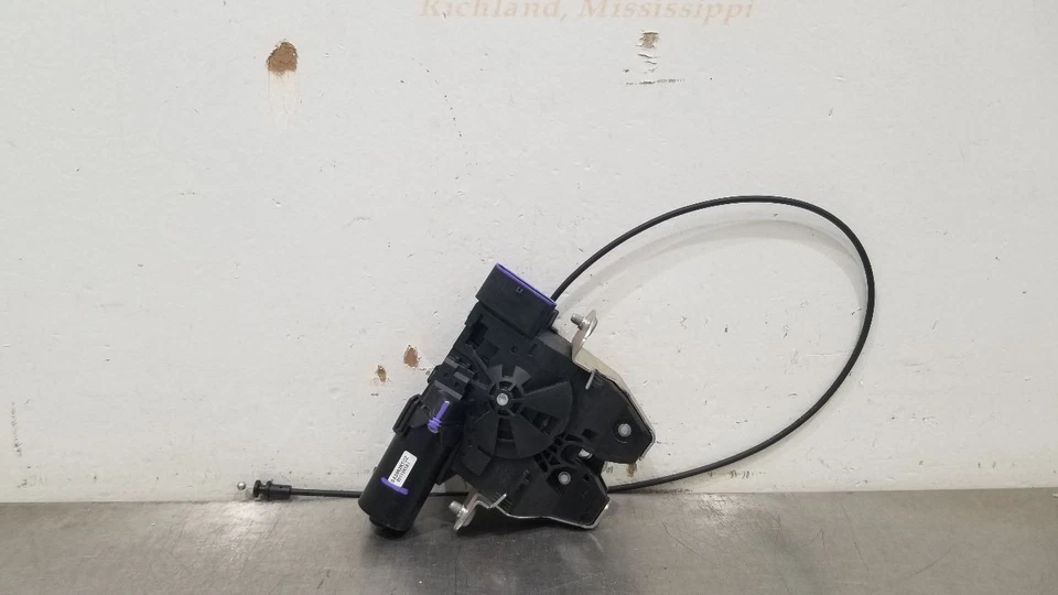 13 MERCEDES BENZ SL550 R231 CIERRE TAPA MALETERO TRASERO Foto 1 de 4