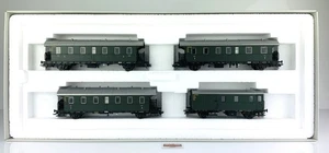 CC37 - TRIX H0 23456 - SET DE COCHES VIAJEROS CON FURGÓN DE COLA - CON LUZ! - Foto 1 di 2