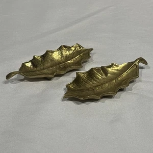 Vintage 1948 Virginia Metalcrafters Brass Holly Leaf Dish Set Of 2 - Picture 1 of 13