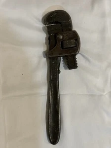 OLD VINTAGE METAL HANDLE ADJUSTABLE PIPE WRENCH STILLSON WALWORTH BOSTON USA 10" - Picture 1 of 11