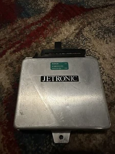 OEM Jetronic Engine Control Module Volvo 244 245 2.3L L4 1983 1984 / 0280000510 - Picture 1 of 5