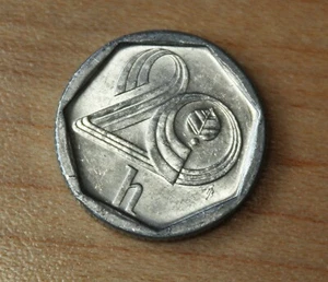 1995 Czech Republic 20 Haleru  - Picture 1 of 2