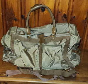 Amelia Earhart Luggage Carry on Overnight Duffle Shoulder Bag Olive Green - Picture 1 of 10