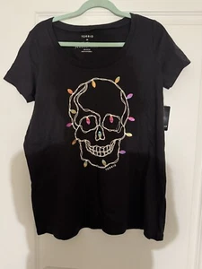 Torrid Shirt Size 00 Black Skull Christmas Lights Graphic Short Sleeve - Picture 1 of 1